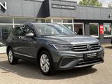 Volkswagen Tiguan Allspace Life,7-Sitzer,Winter,AHK,ACC. - 7-Sitzer Jahreswagen