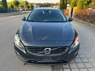 Volvo S60 - 1