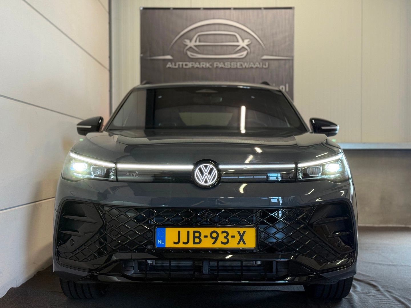 Volkswagen Tiguan 1.5 eHybrid R-Line Edition Pano, ACC, IQ, imagem 2