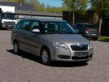 Skoda Fabia Combi TÜV NEU KLIMA SITZHEIZUNG S-HEFT 1HA - Skoda Fabia aus 2010