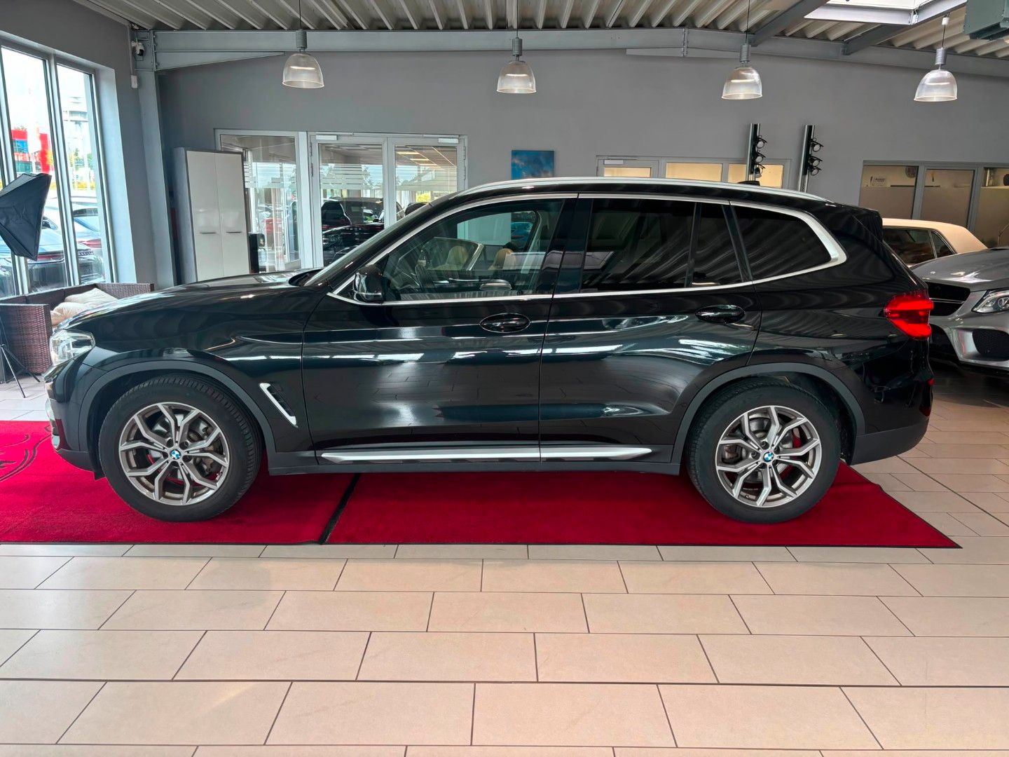 BMW X3 xDrive 30 d xLine*AHK*NAVI*Sitzheizung imagem 2