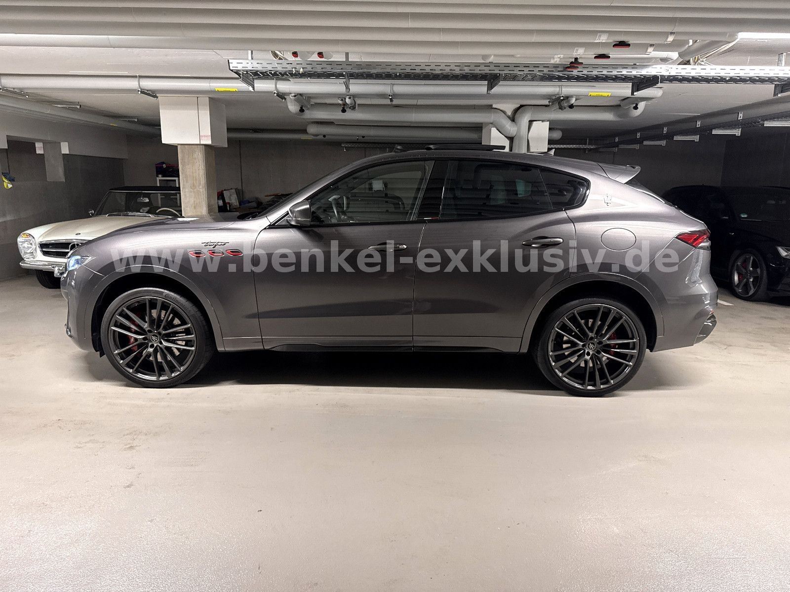 Maserati Levante 3.8 V8 Trofeo [Carbon] foto 4