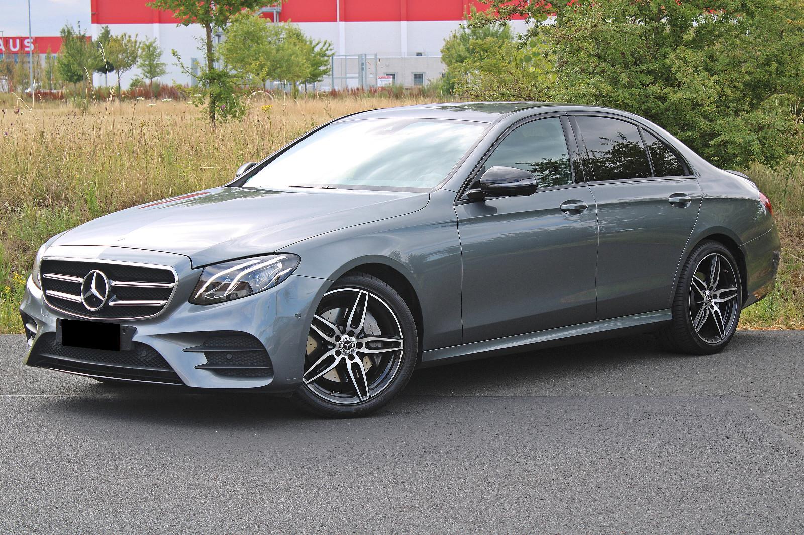 Mercedes-Benz E 220d *AMG/Night/Widescreen/Leder/Ambiente/19'!