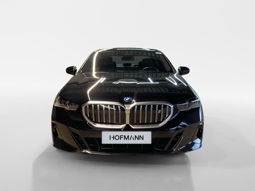 BMW i5 eDrive40 M Sport AHK Inno B&W Autobahnass foto 2