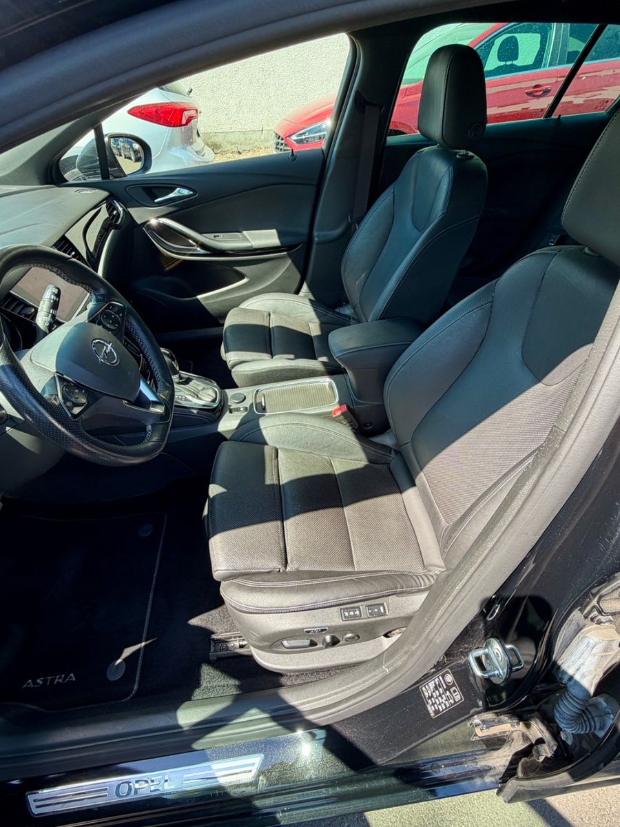 Fahrzeugabbildung Opel Astra K Sports Tourer Ultimate Start/Stop