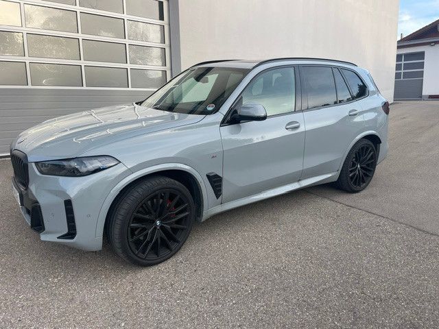 Image of BMW X5