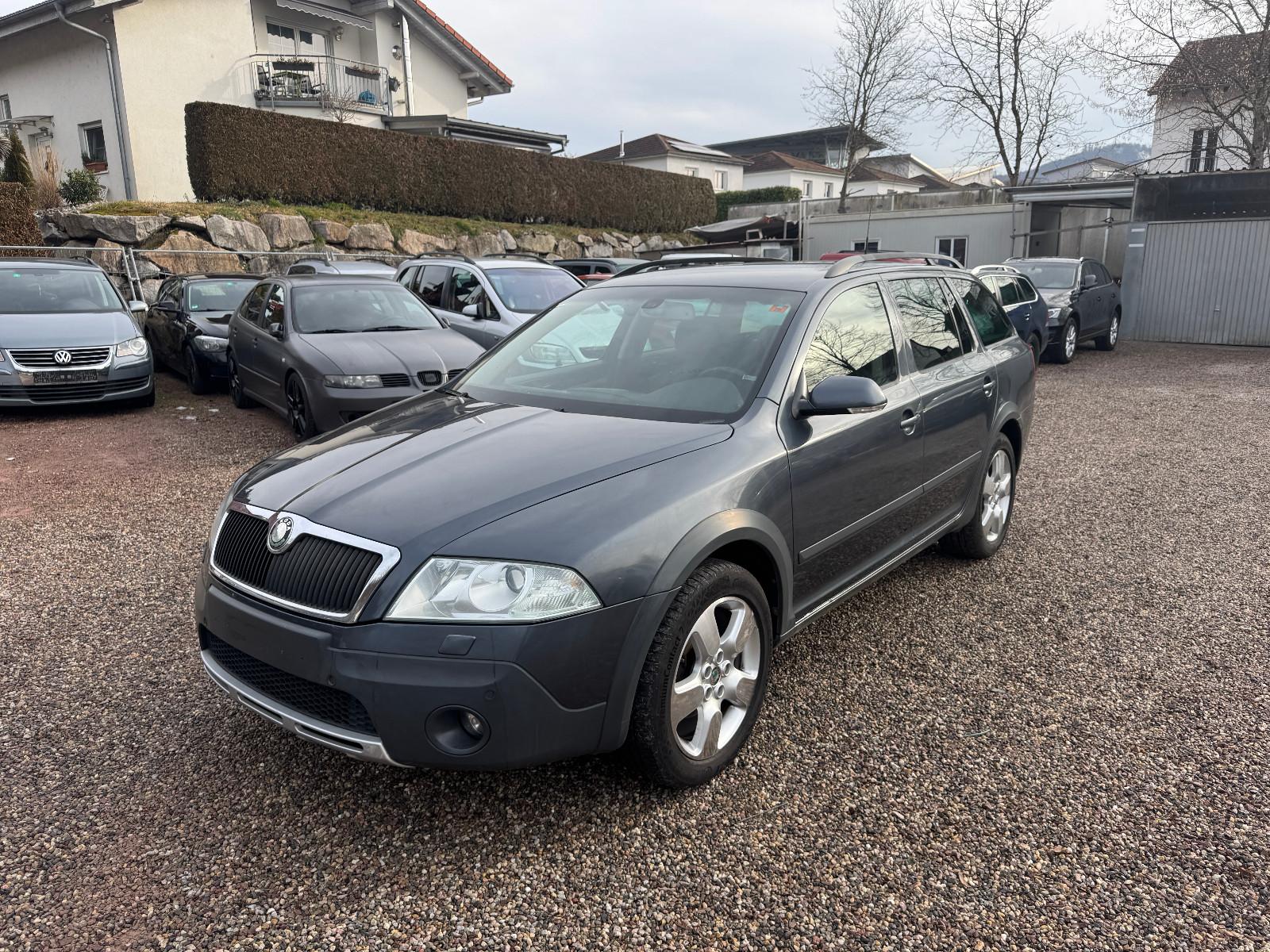 Skoda Octavia Combi Scout 2.0 TDI 4x4 *Xenon*