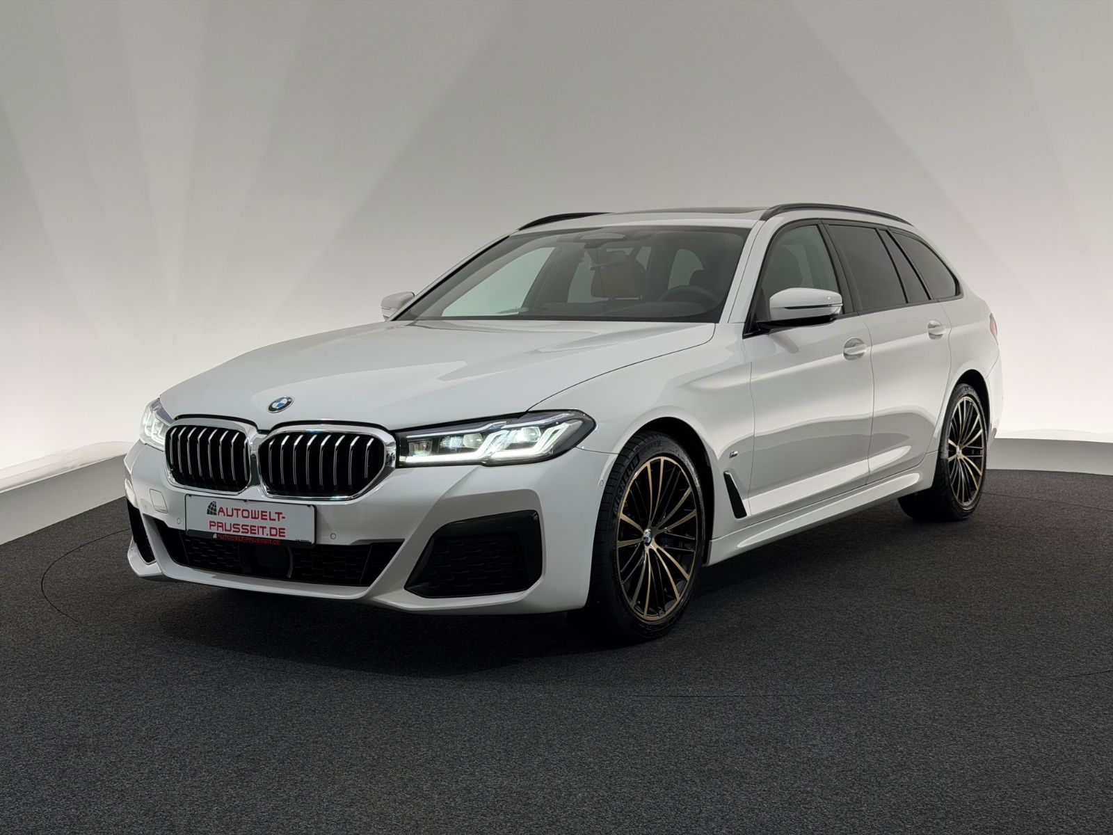 BMW 530d *M SPORT*SHADOW-LASER-PANO-360°-HUD-ACC-LHZ imagem 3