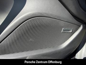 2020 Porsche TAYCAN — миниатюра 16