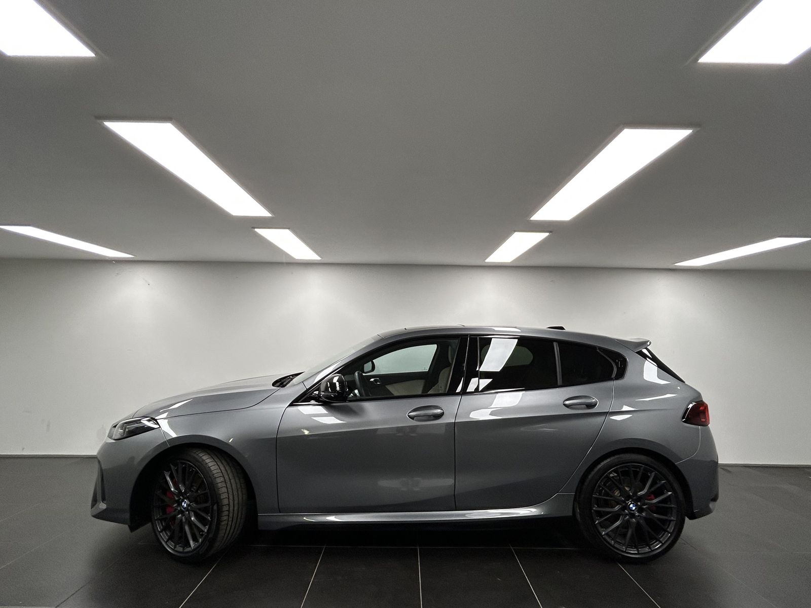BMW 120 Hatch M Sportpaket Pro Head-Up Harman Kardon foto 2