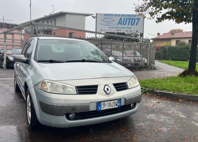 Renault RENAULT Megane Mégane 1.4 16V 4p. Luxe Dynamique