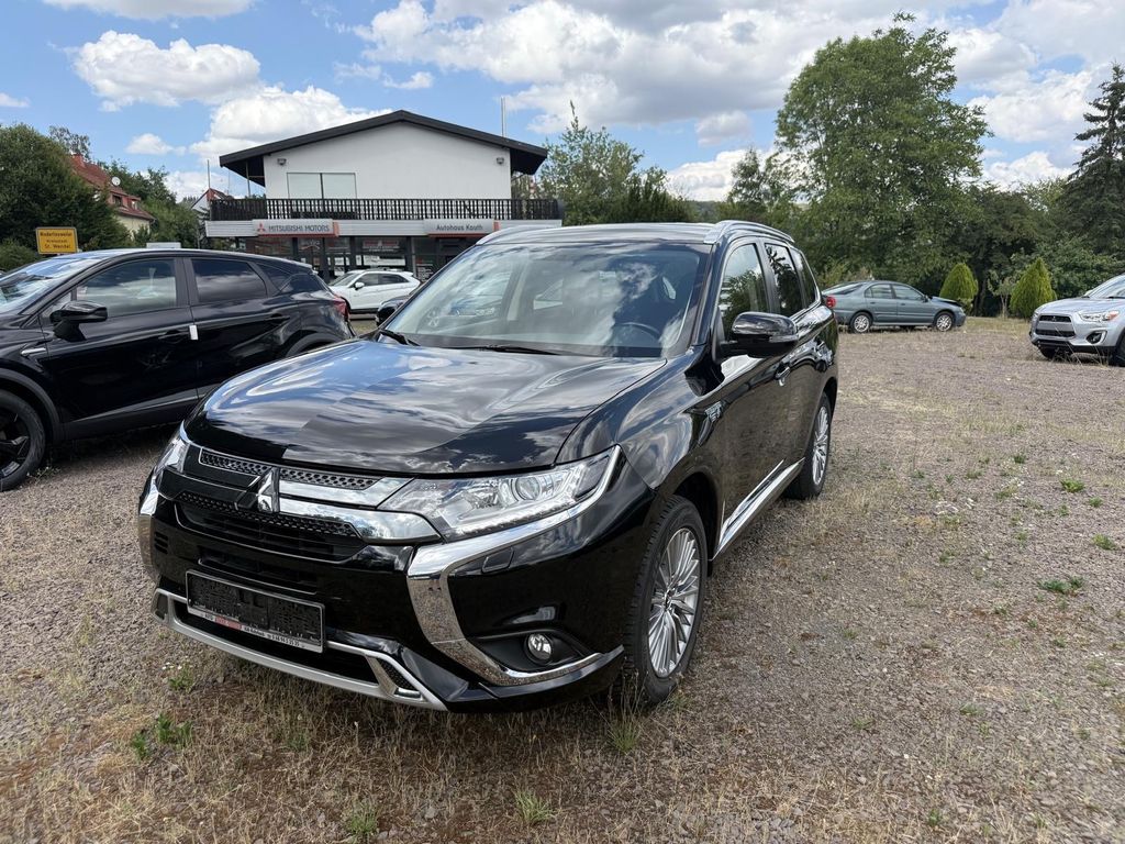 Image of Mitsubishi Outlander