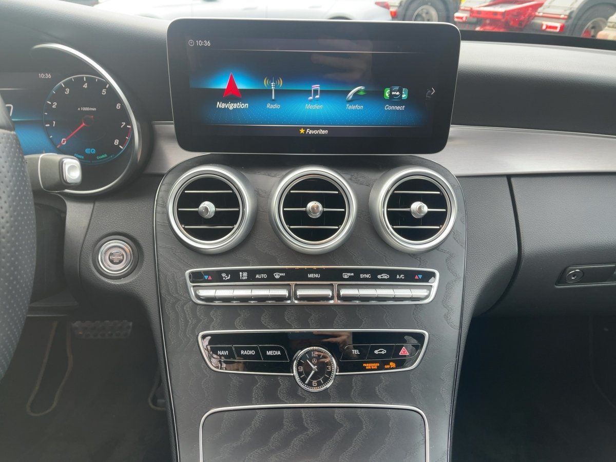 Fahrzeugabbildung Mercedes-Benz C 200 T-Modell AMG/Night/Kamera/LED/Navi/18''