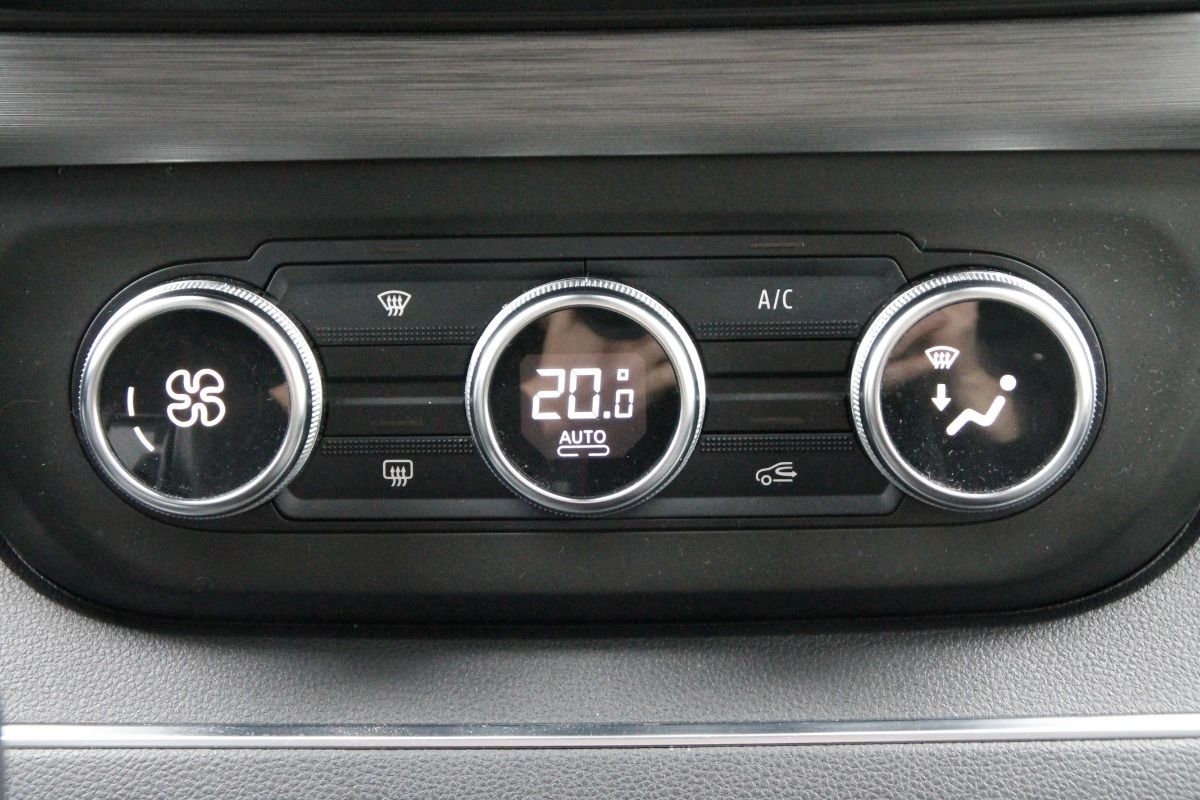 Fahrzeugabbildung Renault Trafic Combi L2H1 Grand SpaceClass