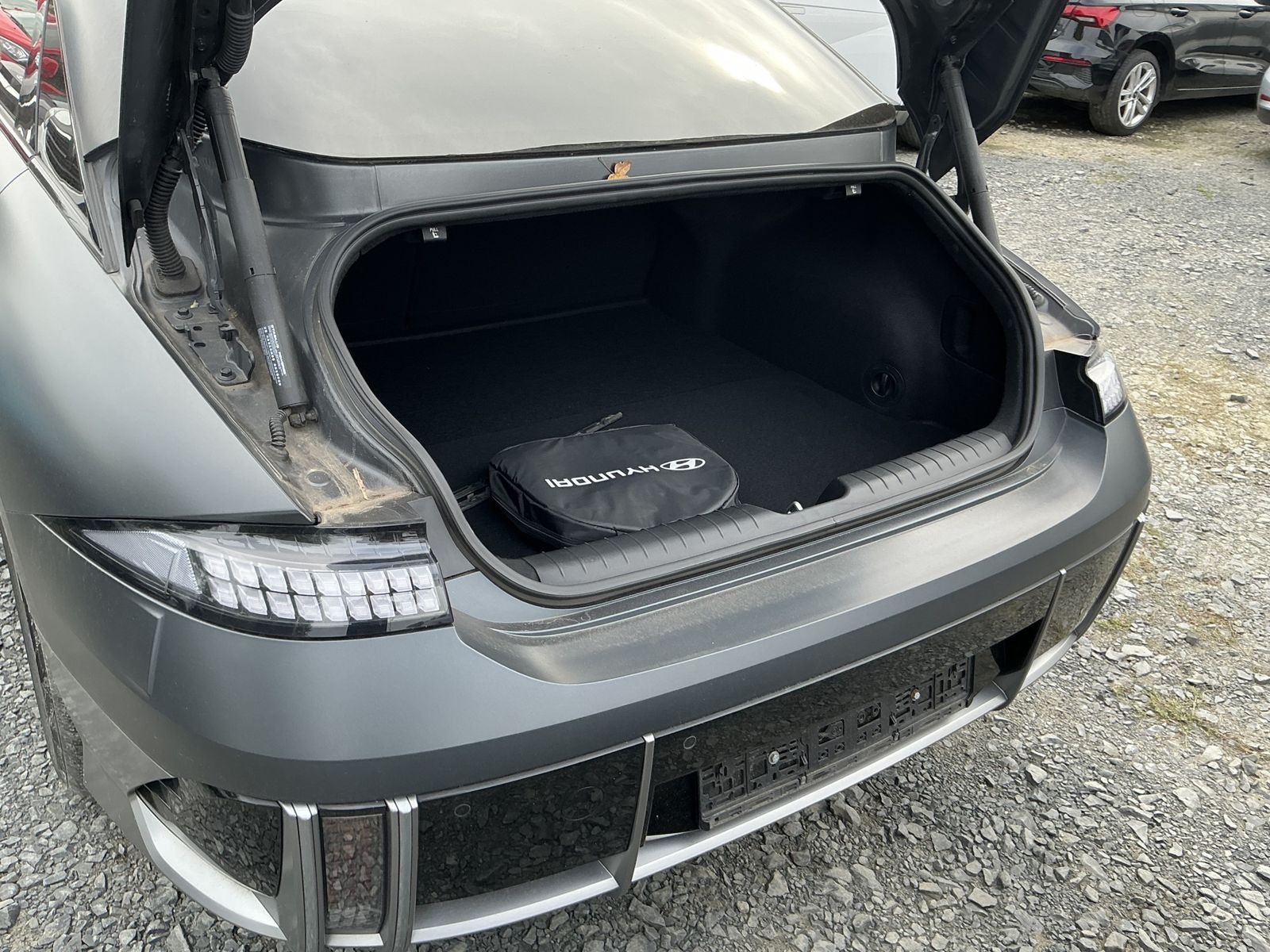 Hyundai Ioniq 6 Techniq R.Cam Navi Wärmepumpe HUD 4WD imagem 3