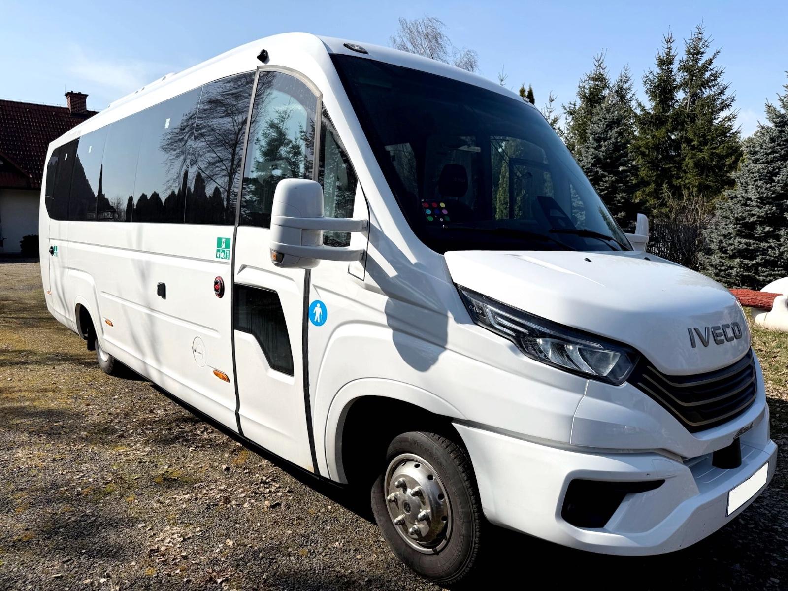 Iveco SUNRISE F3 FERQUI "ROSERO"