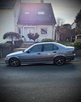 BMW e36 325i - BMW 325: E36