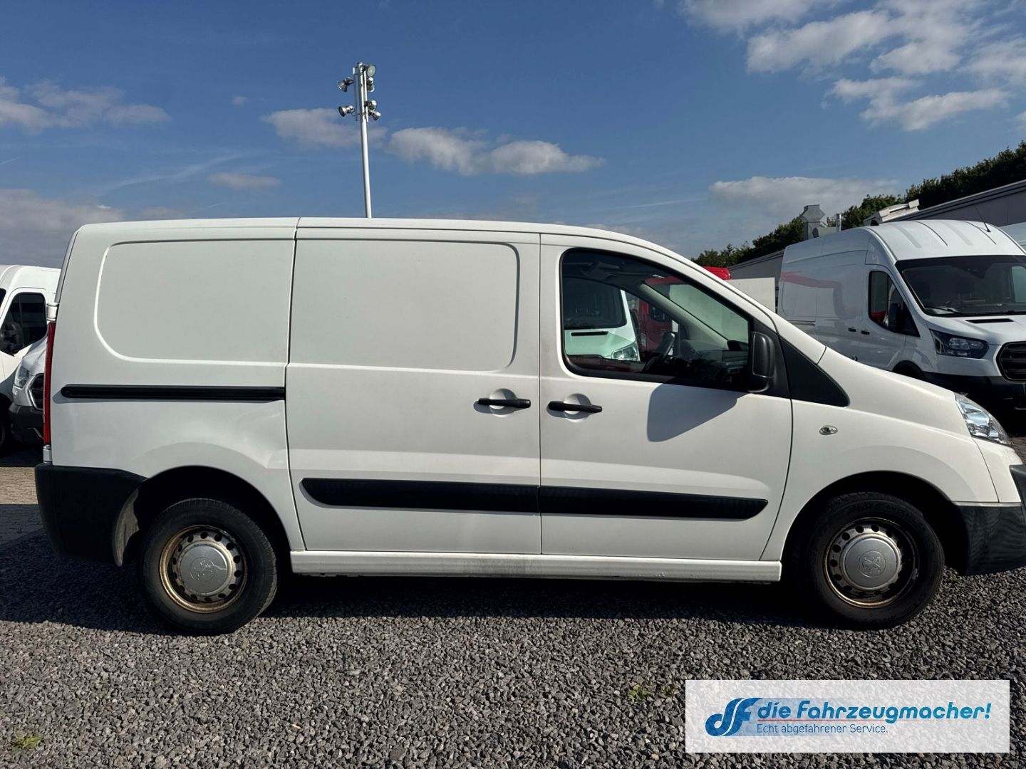 Fahrzeugabbildung Peugeot Expert Kasten L1H1 1.6 HDi Multif.Lenkrad CD *EX