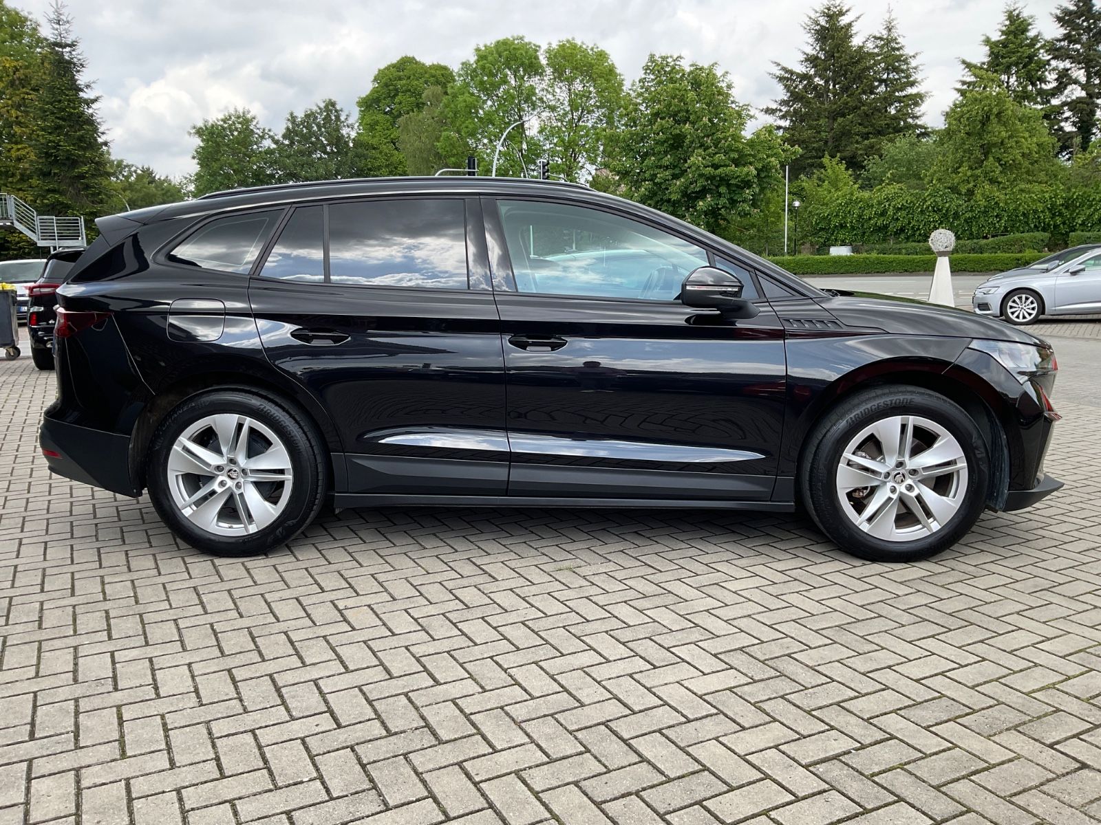 Fahrzeugabbildung SKODA Enyaq 60,Kamera,Navi,LED,KAMERA