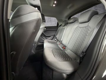 Audi A1 Sportback 30 TFSI S line S-Tronic*LED*APPLE