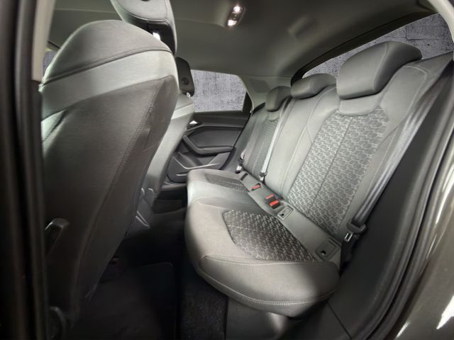 Audi A1 Sportback 30 TFSI S line S-Tronic*LED*APPLE