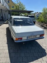 Mercedes-Benz E 220/8 H-Zula., org. Lack, kein Rost, Guta. N.2 - Autos aus dem Jahr 1971