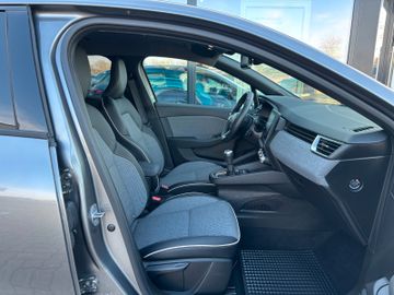Renault Clio TCe 90 Techno SHZ LKHZ NAVI 360 KAM