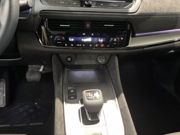 Fotografie 18 des Nissan Qashqai 1.3 DIG-T MHEV Xtronic N-Design (J12)