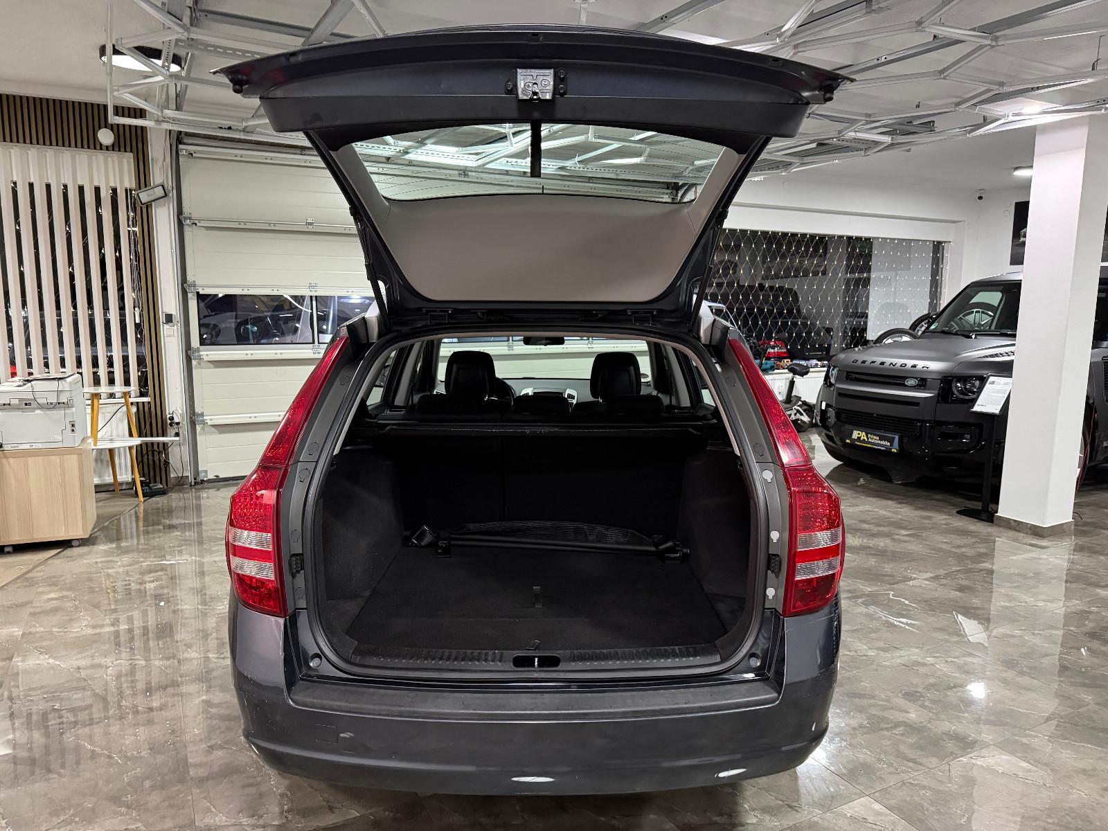 Kia cee'd Sportswagon EX 1.4 / Klimaanlage