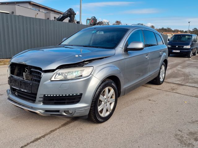 Audi Q7 3.0 TDI quattro tiptronic Xenon,Navi,Leder