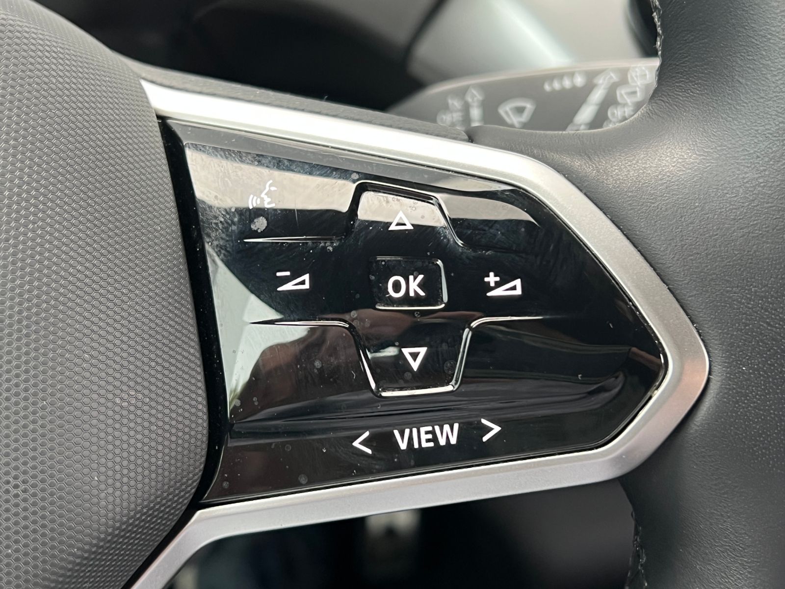 Fahrzeugabbildung Volkswagen ID.4 Pro Performance *Garantie, Frontscheibenhzg