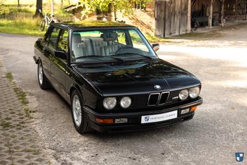 صورة مصغرة 22 لـ 1988 BMW M5