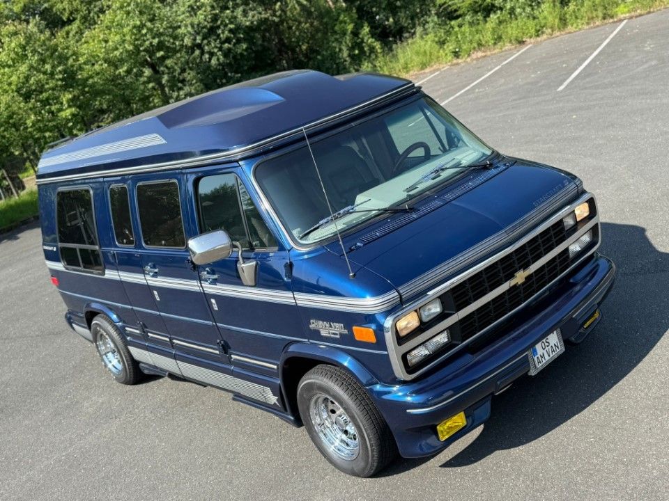 Fahrzeugabbildung Chevrolet Chevy Van G20 Starcraft GT Serie 45 TKM