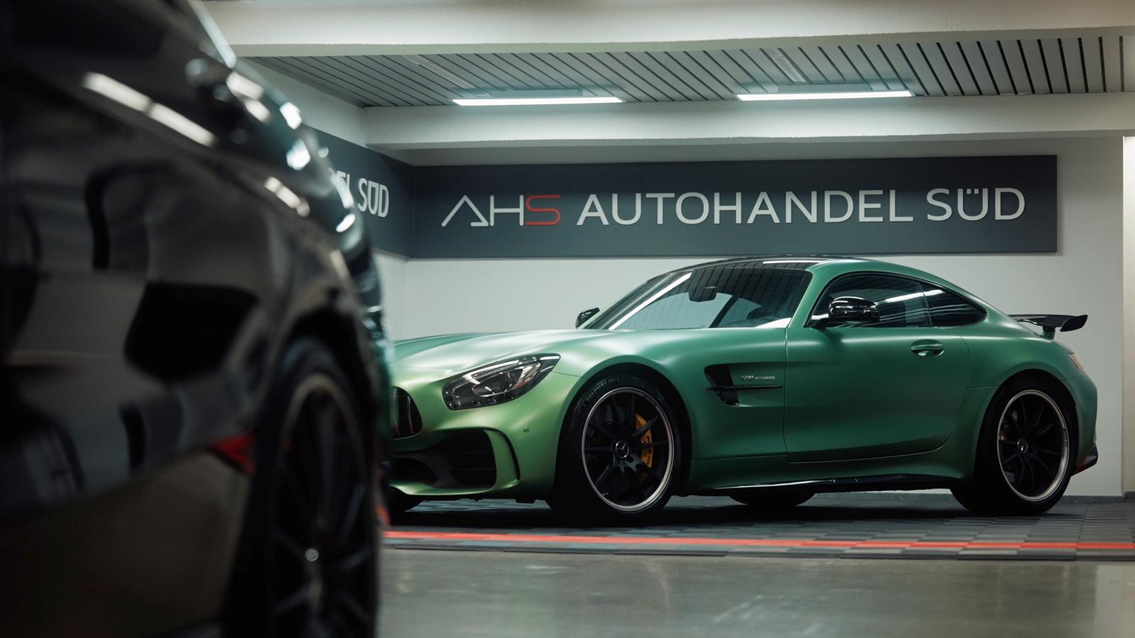 showroom-image-main