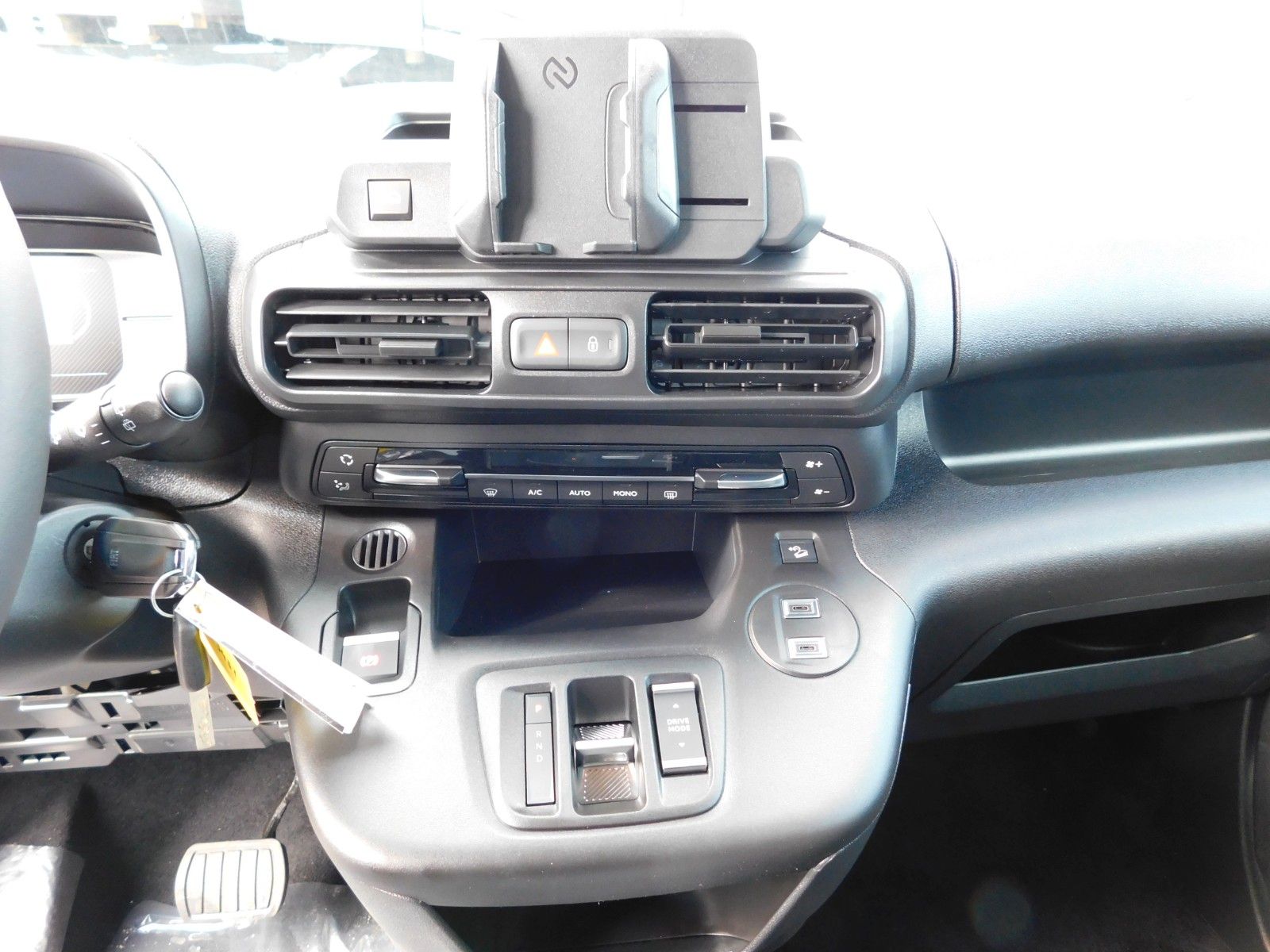 Fahrzeugabbildung Fiat e-Doblò  Multicab XL Mixto