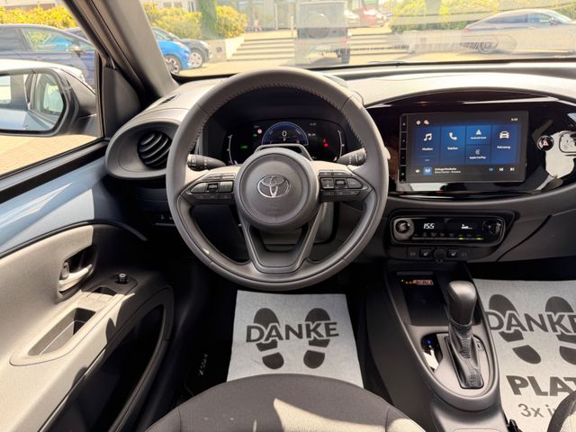 Toyota Aygo X Hybrid Active + Business Paket