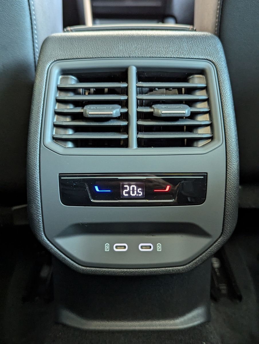 CUPRA Leon 2.0 TSI 4D VZ Matrix Pano Sennheiser AHK 19 - Image 25