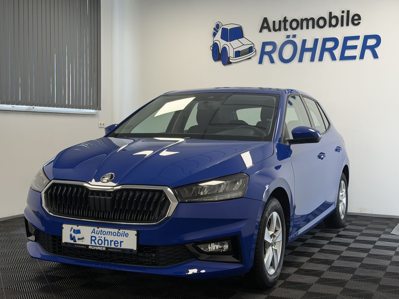 Skoda Fabia 1.0 TSI DSG Klima LED Sitzheiz. Einparkh.