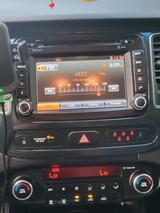 Kia KIA CARENS 7 SITZER Motor 1.7 - gebrauchte Kia Carens aus dem Jahr 2015