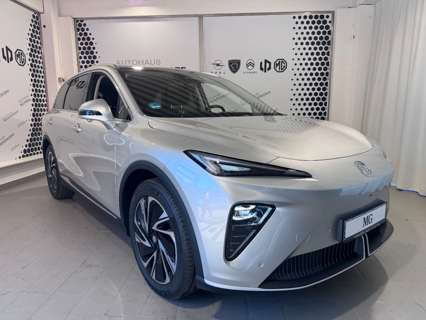 MG S6 EV - Bild 5