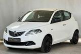 Lancia LANCIA YPSILON 1.0 firefly hybrid silver s&s 70c - Lancia Ypsilon Silver mit Hybrid-Antrieb (Benzin/Elektro)