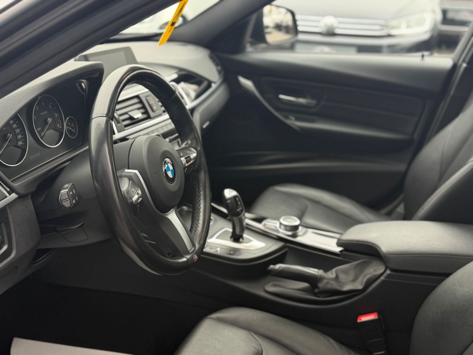 320d Aut. Advantage Pano Leder Navi HUD