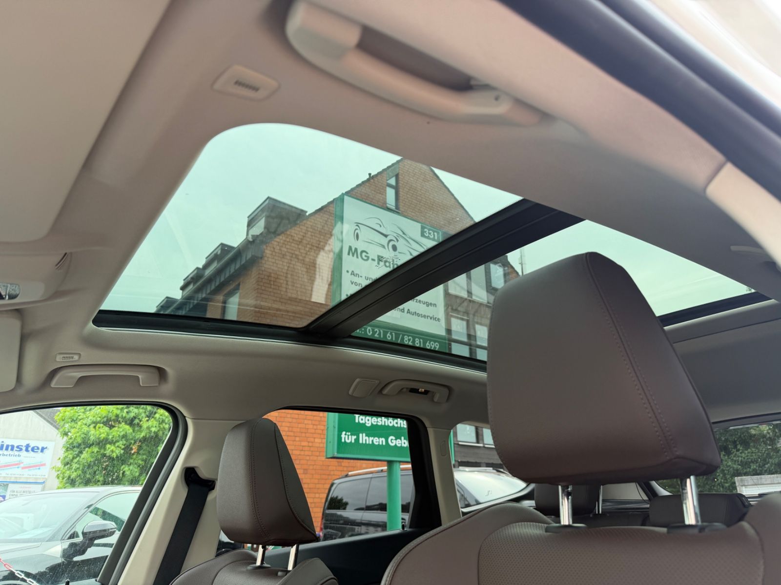 Fahrzeugabbildung BMW X1 23 d xDrive PANO TOTWINKEL KAMERA LEDER LED