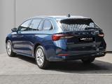 Skoda Octavia Combi 2.0 TDI DSG Style Navi/LED/SHZ - Skoda Octavia: Blau