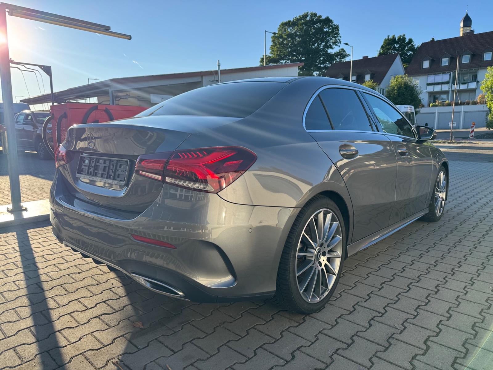 Mercedes-Benz A-Class AMG LINE Scheckheftgeplegt Burmester Sound, миниатюра 5