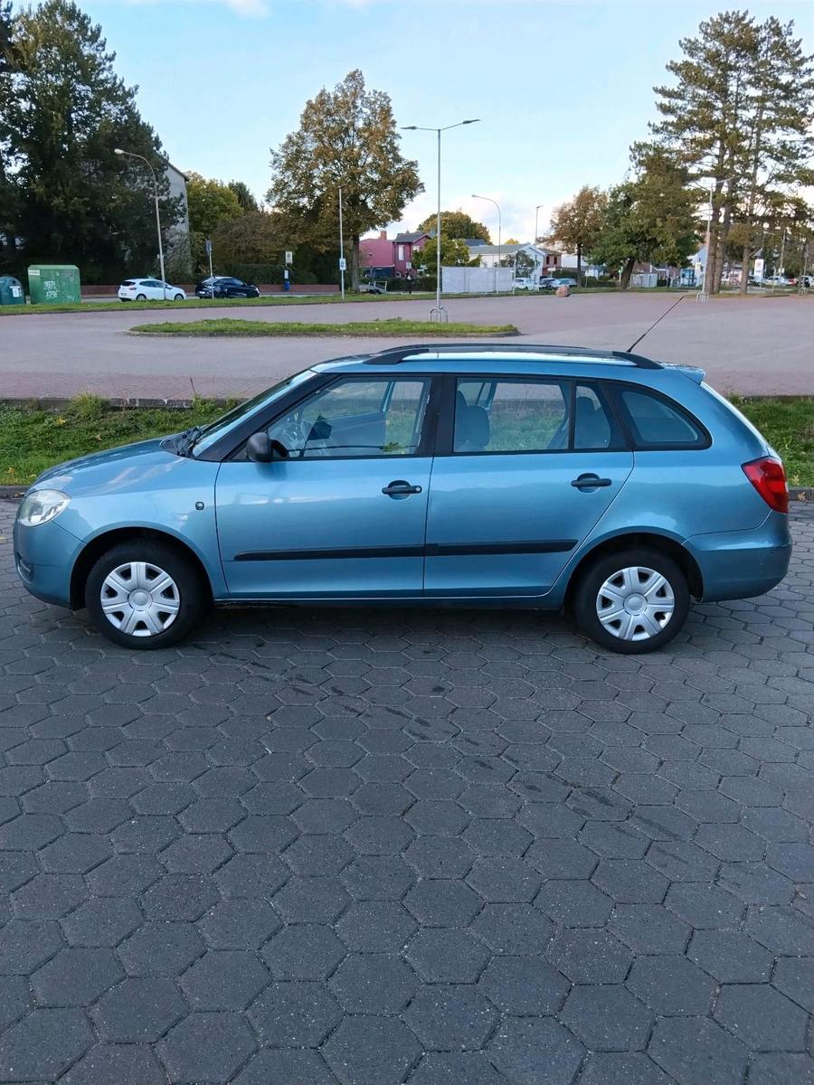 Skoda Fabia 2009 — photo 8