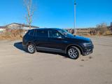 Volkswagen *Rentner* Tiguan 2.0 TDI SCR DSG 4MOTION - : Geländewagen, Rent