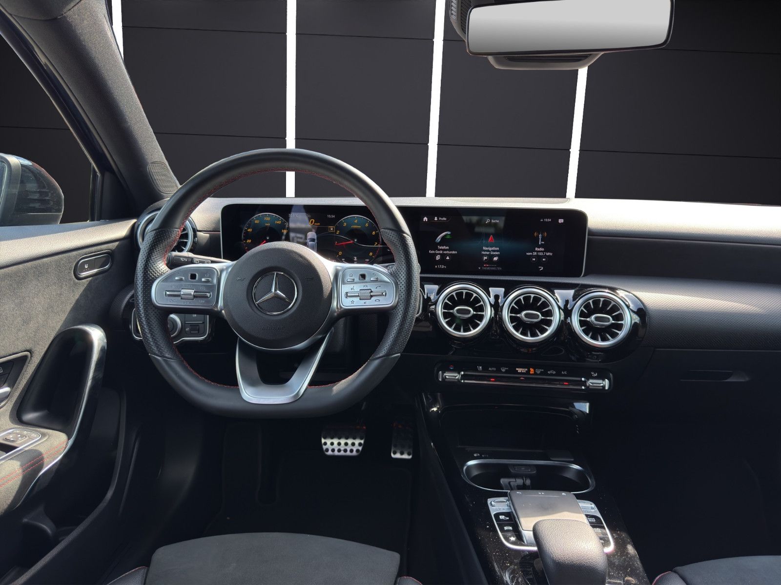 Fahrzeugabbildung Mercedes-Benz A 200 AMG Line LED*Navi*Keyless*Cam
