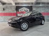 Porsche Cayenne Diesel *PORSCHE SCHECKHEFT*PANO*PDLS* - Porsche Cayenne mit Diesel-Antrieb