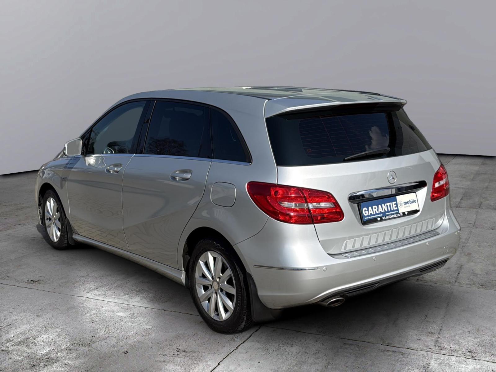 Mercedes-Benz B 180 im Kundenauftr./ Top gepflegt